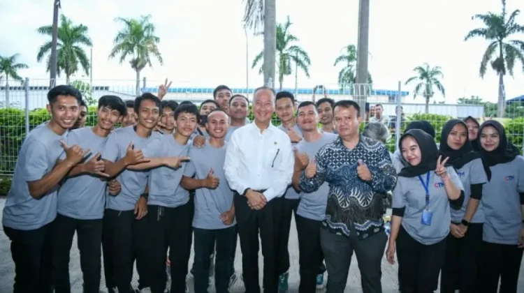 May Day 2026: Pemerintah Dorong Transformasi Digital Industri