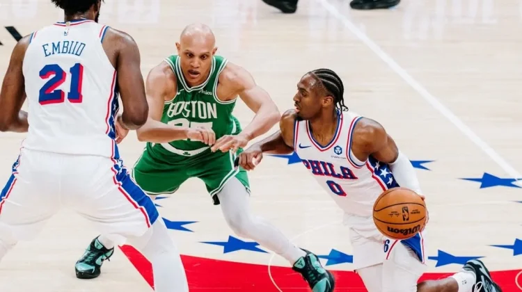 76ers Tundukkan Celtics 106-93, Paksa Gim Penentuan di Playoff NBA