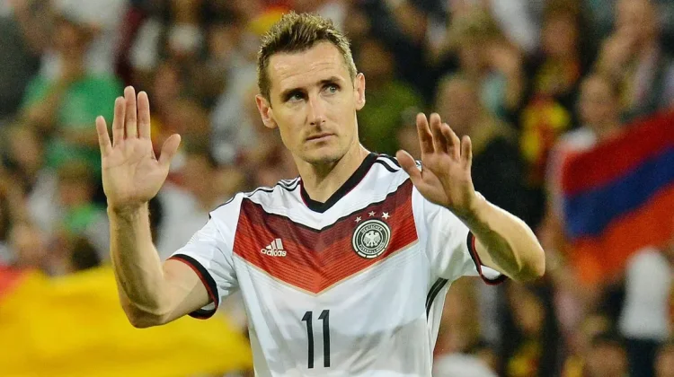 Torehkan 16 Gol di Piala Dunia, Klose Jadi 'Top Skor' Sepanjang Masa