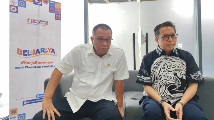 Menteri Jumhur Dorong Penataan Tambang Ilegal agar Tak Merusak Lingkungan