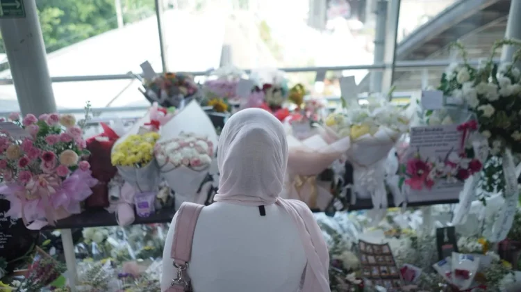 Dirut KAI Cek 19 Penumpang yang Masih Dirawat dan Beri Jaminan Layanan