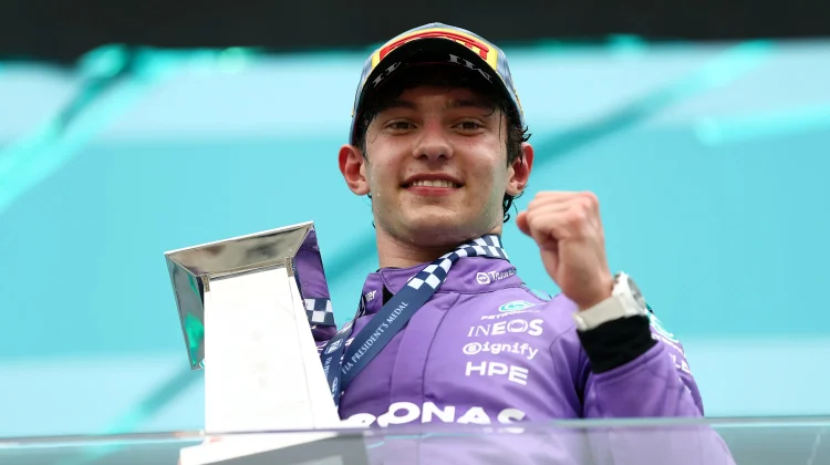Antonelli Juara Grand Prix Miami, Catat Tiga Kemenangan Beruntun