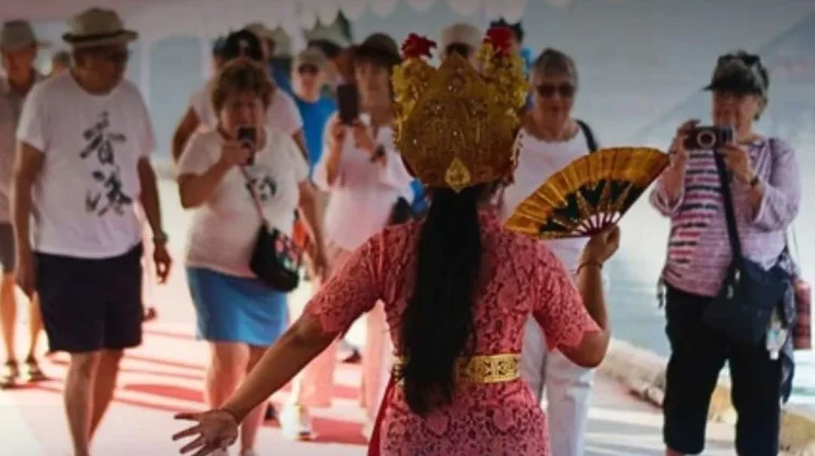 Kunjungan Wisman Triwulan I 2026 Capai 3,44 Juta, Tertinggi Sejak 2020