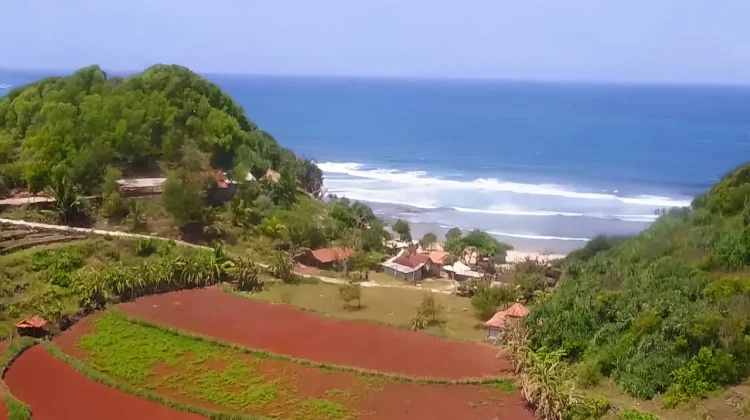 Pantai Sanglen Berstandar Konservasi UNESCO Cegah Krisis Air