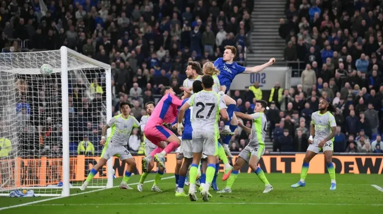 Everton Imbang 3-3 dengan Manchester City, Moyes Sesalkan Gol Lawan di Menit Akhir