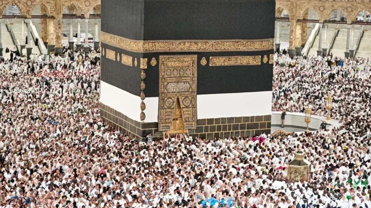 SOP Ketat Cegah Kekacauan Pendorongan Jemaah Haji