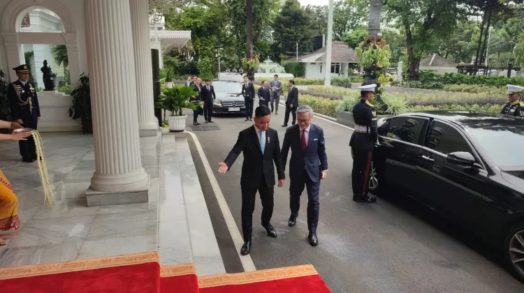 Wapres Gibran Bertemu Wakil PM Laos, Perkuat Kerja Sama Ekonomi hingga Keamanan