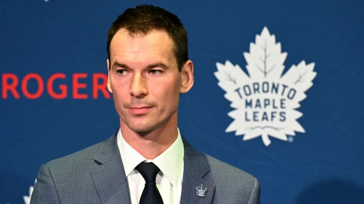 Toronto Maple Leafs Rekrut John Chayka jadi General Manager