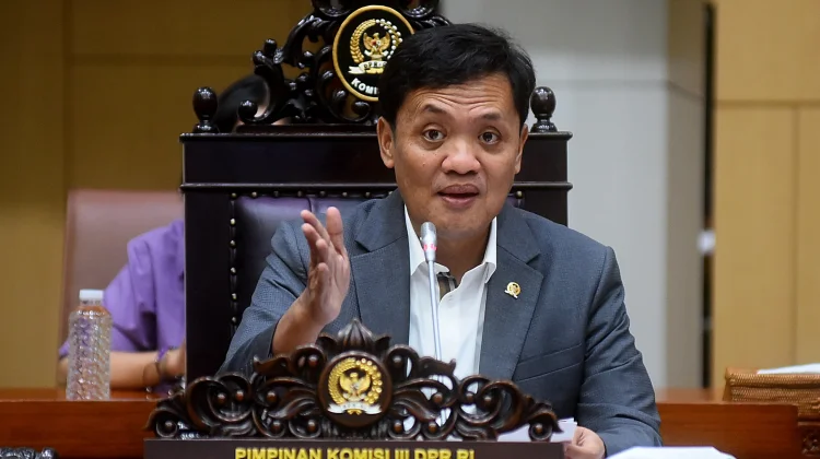 Komisi III DPR Garansi Materi KUHAP Baru Jauh Berubah dari KUHAP 1981
