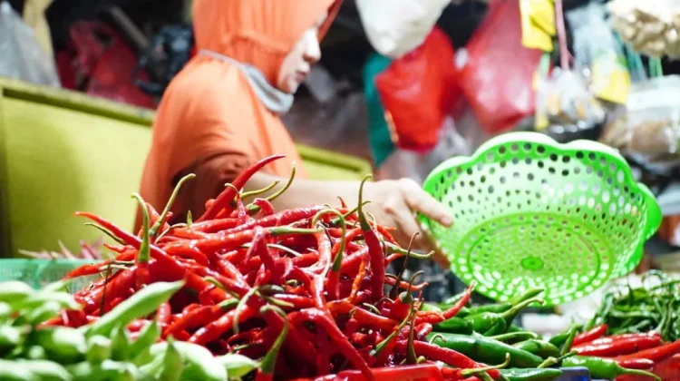 BPS: Inflasi Pangan April Turun Terkendali