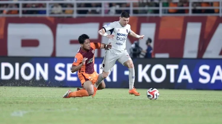 Tumbang di Samarinda 2-0, Carlos Pena Sebut Persita Tampil Baik Lawan Borneo