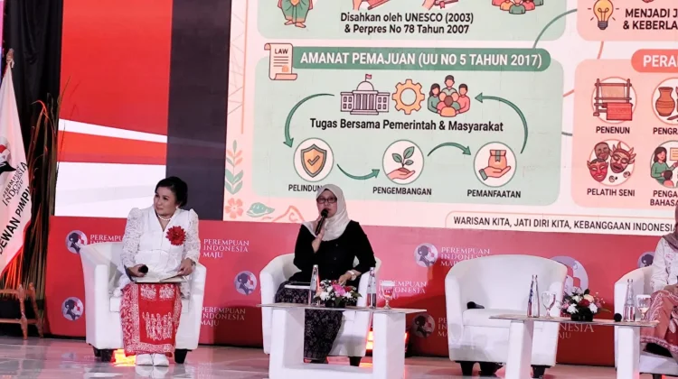 Perempuan Jadi Kunci Pelestarian Budaya dan Identitas Bangsa
