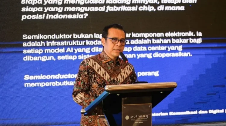 Wamenkomdigi Mendorong Penguasaan Pabrikasi Chip, Kuasai Perang Ekonomi Dunia