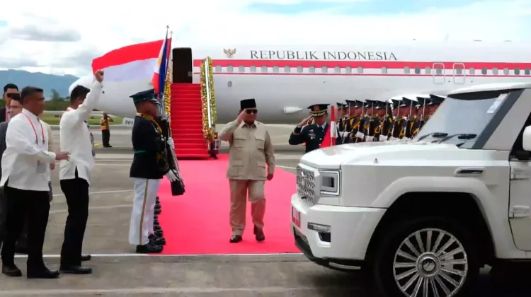 Tiba di Cebu Filipina, Presiden Prabowo Dijemput Kendaraan "Maung" Karya Anak Bangsa