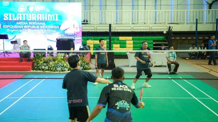Korlantas dan Media Perkuat Silaturahmi lewat Bulutangkis