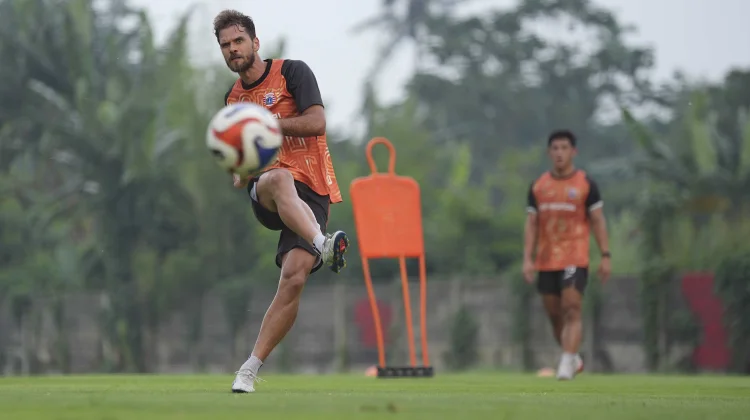 Paulo Ricardo,  Stadion Boleh Pindah, Target Tetap Kalahkan Persib
