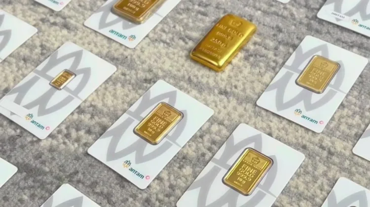 Harga Emas Antam Melemah Tipis, Kini di Level Rp2,839 Juta per Gram