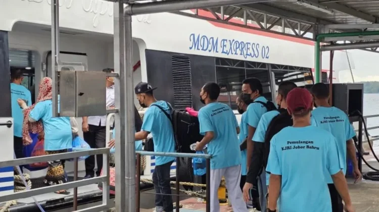 KJRI Johor Bantu Pemulangan 232 WNI/PMI dari Malaysia Lewat Batam
