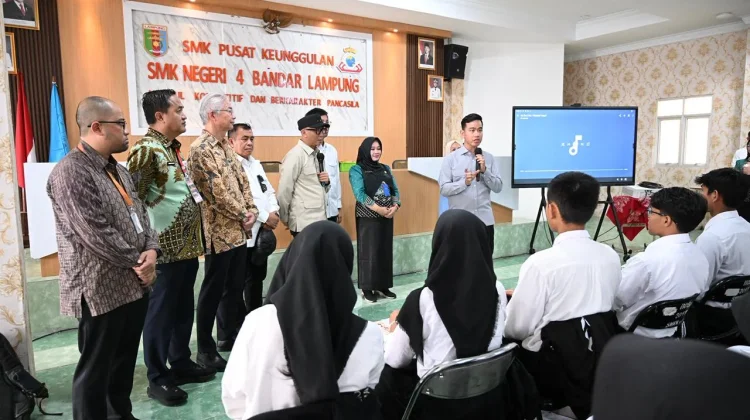 Tinjau SMKN 4 Lampung, Wapres Janji Cari Guru Bahasa Jepang untuk Siswa