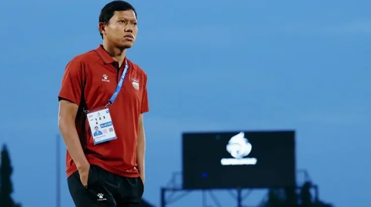 Adam Alis Bidik Kemenangan Persib Atas Persija Jakarta