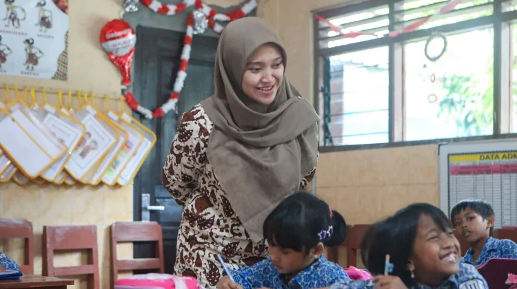 Ratusan Ribu Guru Non-ASN Belum Masuk Penataan ASN