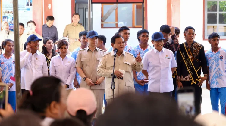 Pemerintah akan Bagikan Starlink dan Ponsel Pintar untuk Warga Miangas