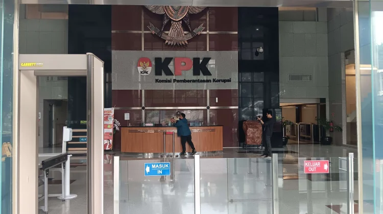 Aksi Lari Ahmad Dedi di KPK Jadi Sorotan, Ini Penjelasannya
