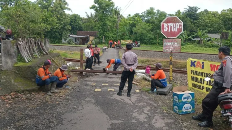 KAI Tutup 29 Perlintasan Sebidang untuk Meningkatkan Keselamatan Jalan