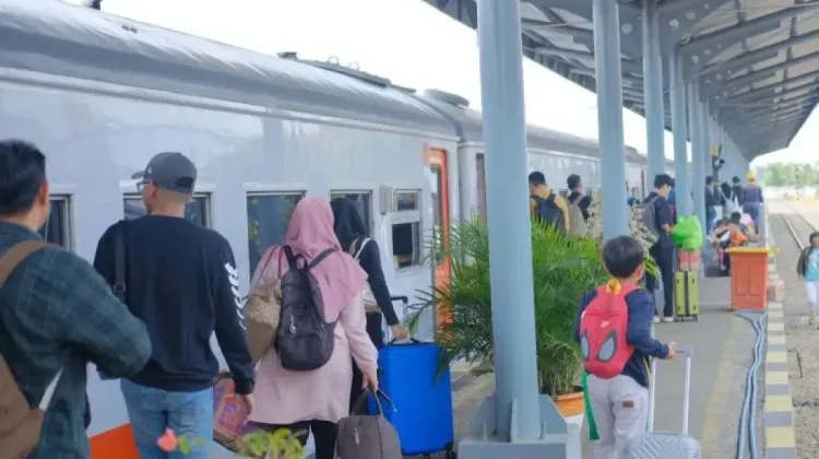KAI Divre III Palembang Siapkan Ribuan Kursi untuk Libur Panjang
