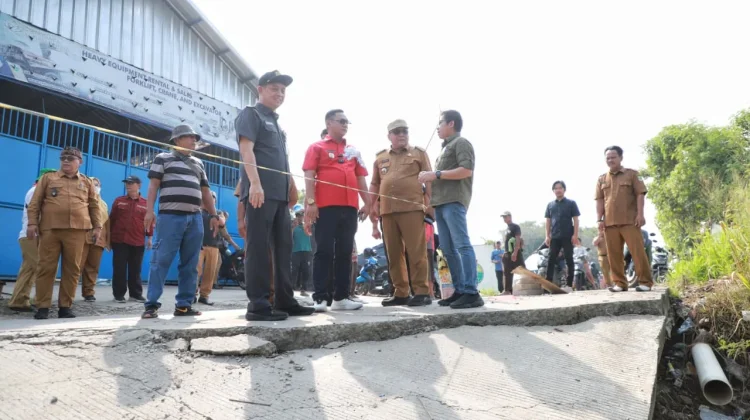 Pemkab Bekasi Segera Perbaiki Titik Jalan Ambles di Jalur CBL