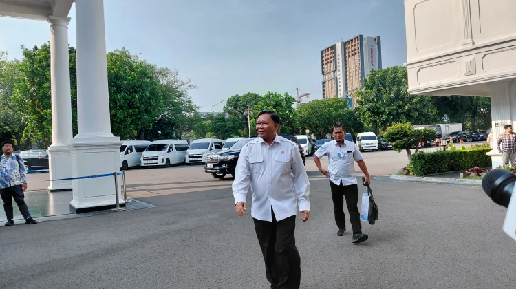 Pemerintah Kaji 15 Segmen Proyek Tanggul Raksasa Pantura