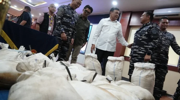 Menko Polkam Apresiasi TNI AL Berantas Penyelundupan Senilai Rp14 Triliun