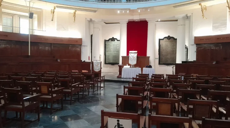 Gereja Immanuel Selenggarakan Empat Misa dan Gunakan Bahasa Asing