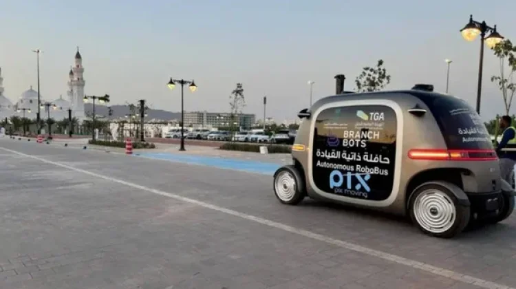 Arab Saudi Hadirkan RoboBus Otonom bagi Mobilitas Jemaah di Madinah