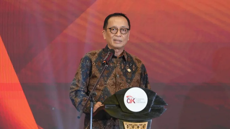 OJK: Bankir Butuh Kepastian Hukum untuk Tangani Kredit Macet