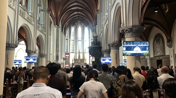 Ibadah Misa Kenaikan Yesus Kristus di Gereja Katedral Berlangsung Khidmat