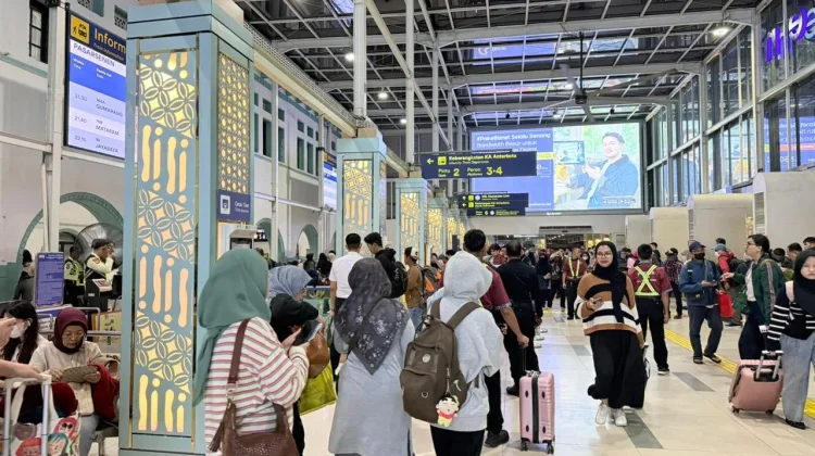 KAI Layani 196.302 Pelanggan di Hari Pertama 'Long Weekend'