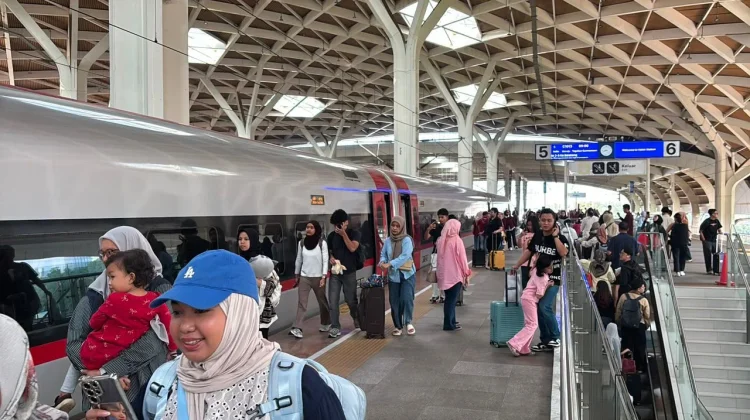 Long Weekend Penumpang  Meningkat, KCIC Siapkan Fasilitas Berkebutuhan Khusus