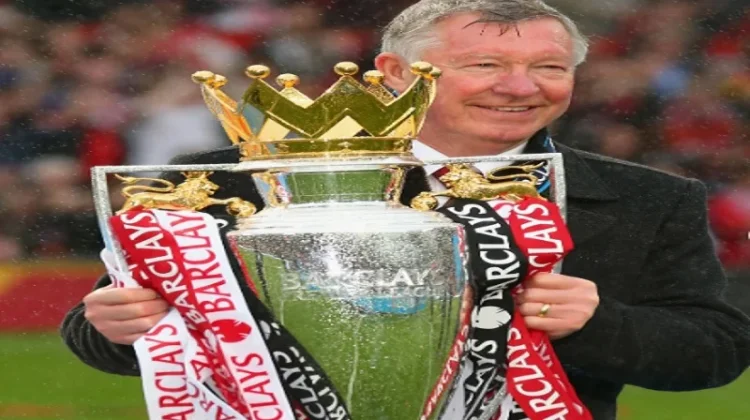 13 Tahun Lalu, Sir Alex Ferguson Jalani Laga Terakhir di Old Trafford