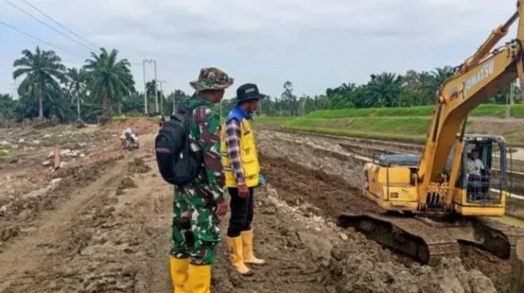 Percepatan Rehabilitasi Sawah di Padang Pariaman Didukung Alat Berat