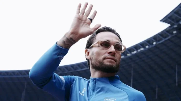 Klok Tegaskan Misi Besar Persib di Laga Kontra PSM