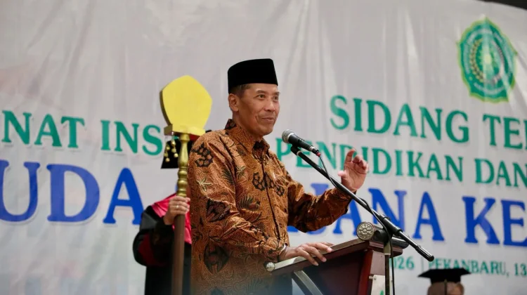 Wamendiktisaintek Dorong Lulusan Perguruan Tinggi Menjadi Generasi Unggul