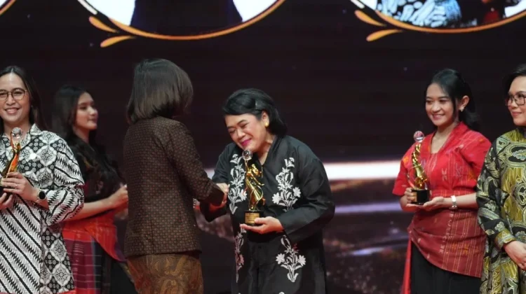 Dari Usaha Kecil, Nasabah PNM Mekaar Raih Penghargaan Nasional