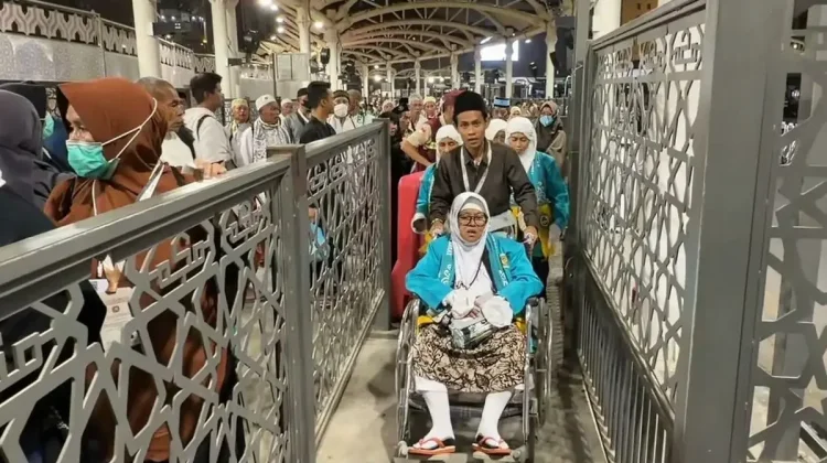 Terminal Ajyad Sediakan Jalur Khusus bagi Jemaah Lansia
