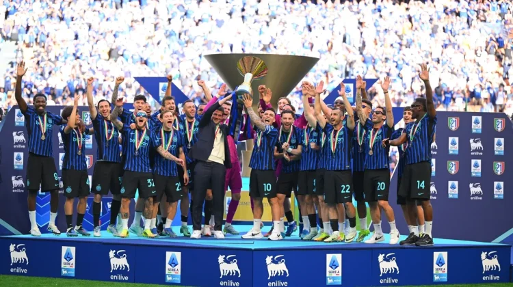 Pesta Meriah, Inter Milan Rayakan Scudetto ke-21 di San Siro