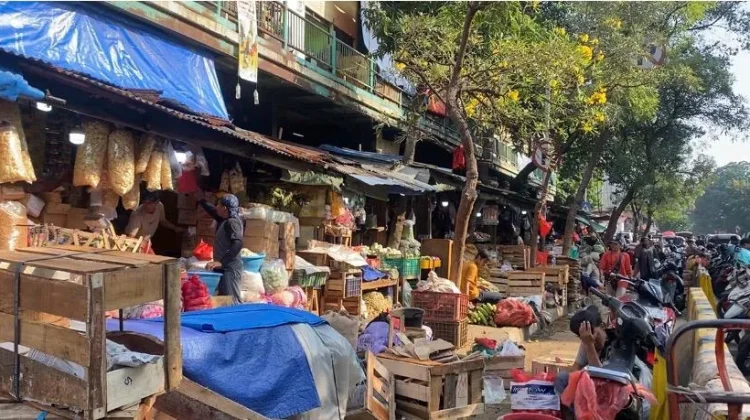 Sejumlah Bahan Pangan Mengalami Kenaikan Harga di Pasar Senen Jakarta