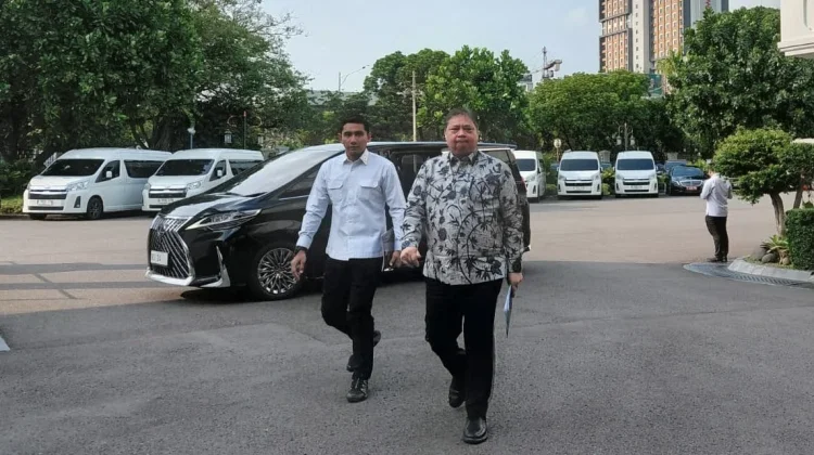 Sejumlah Menteri Ekonomi Hadiri Ratas di Istana