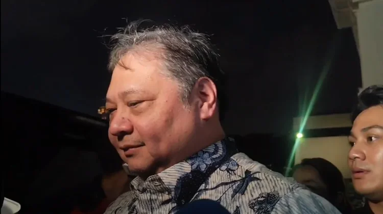 Respons Airlangga soal Isu Rupiah usai Ratas dengan Presiden