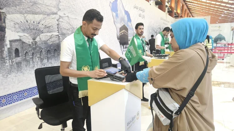 Redam Praktik Haji Ilegal, DPR Ingatkan Percepatan Pengesahan Perpres Imigrasi
