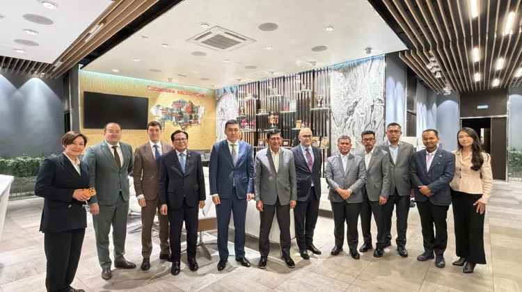 Dubes Fadjroel Dukung MIND ID Jajaki Kerja Sama Mineral Kazakhstan